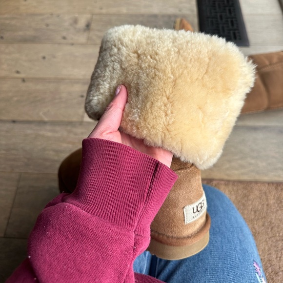 UGG Shoes - UGG women’s classic chestnut boots